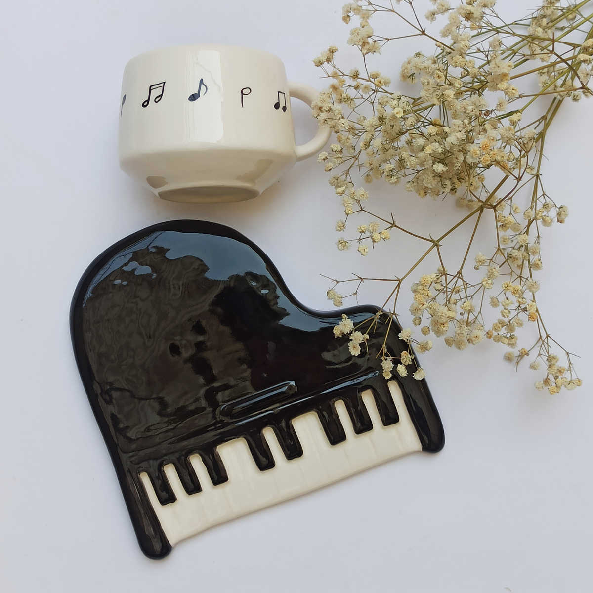 ست قهوهخوری دستساز طرح پیانو