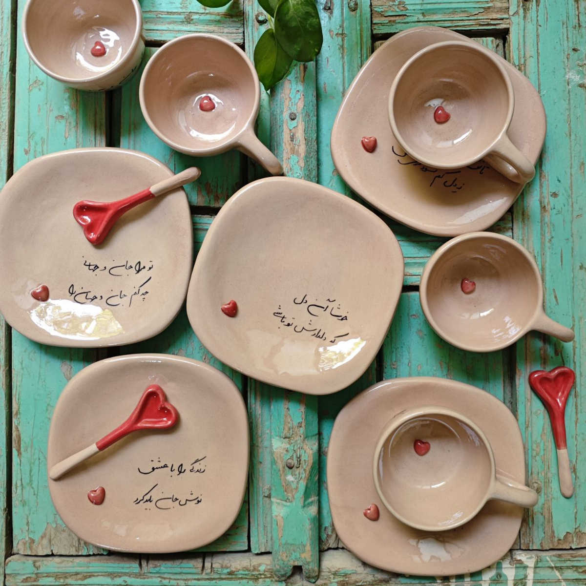 ست چای‌خوری دست‌ساز طرح قلبی