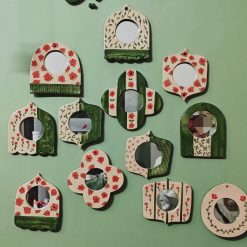 آینه دیواری دست‌ساز طرح گل